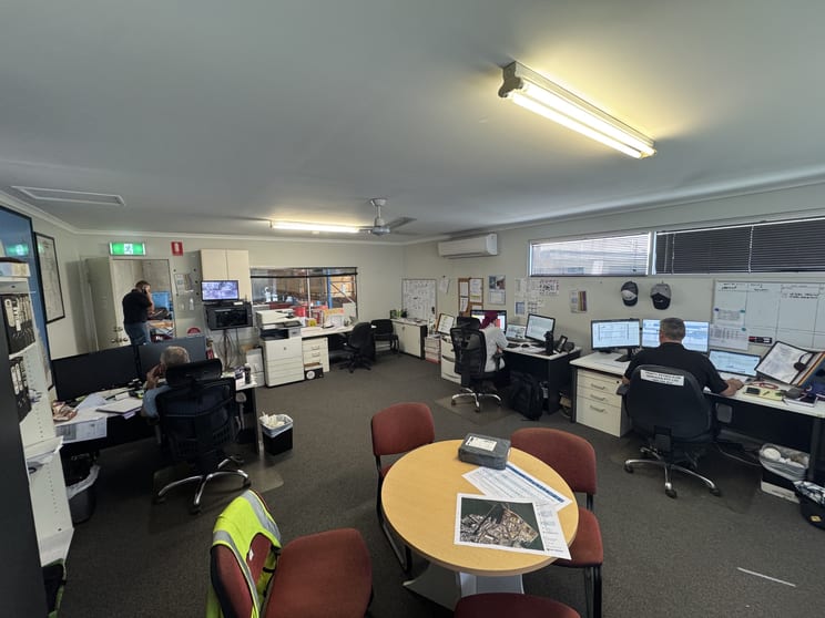 Click to view all images 585 Ingham Rd Mount St John QLD 4818 - Image 2