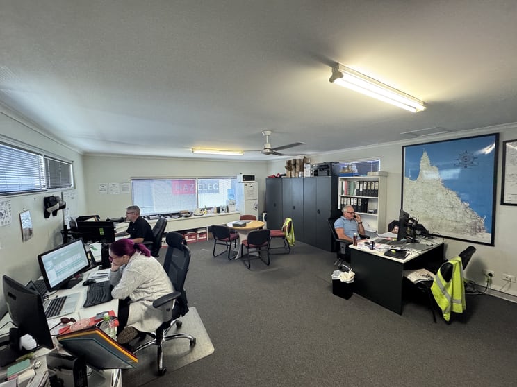 Click to view all images 585 Ingham Rd Mount St John QLD 4818 - Image 3