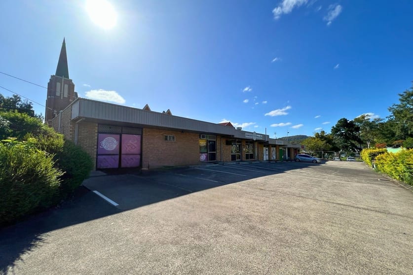 1/43 Coronation Avenue Nambour QLD 4560 - Image 2
