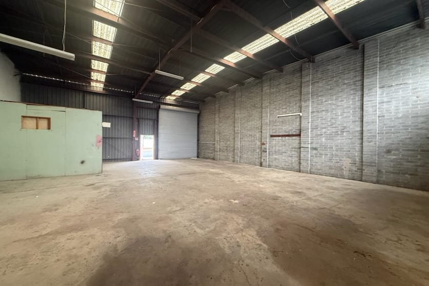 Click to view all images 5 & 6/18 Kane Road Wodonga VIC 3690 - Image 2