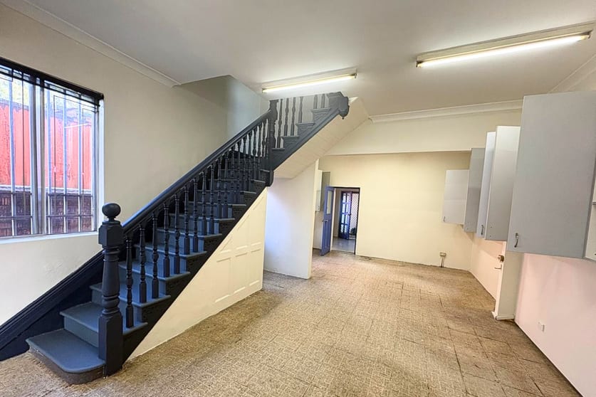 Click to view all images 46 Cook Road Marrickville NSW 2204 - Image 2