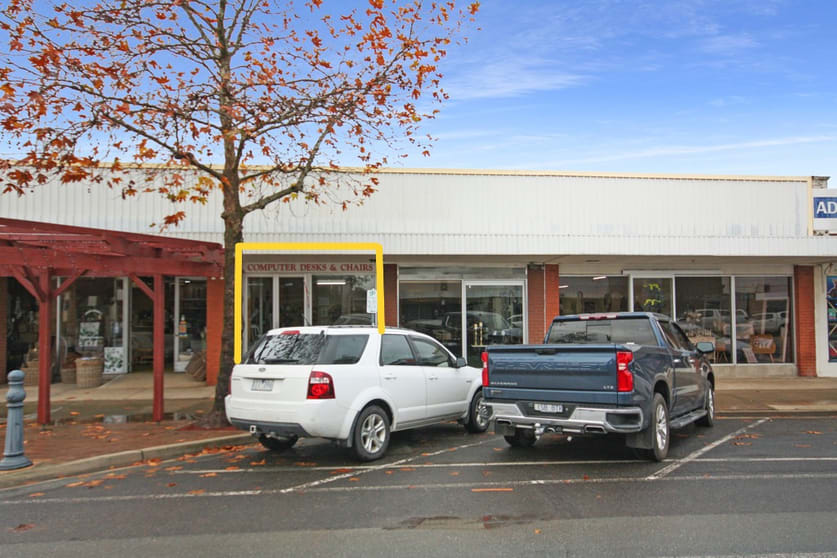 Click to view all images 112 Bridge Street East Benalla VIC 3672 - Image 1