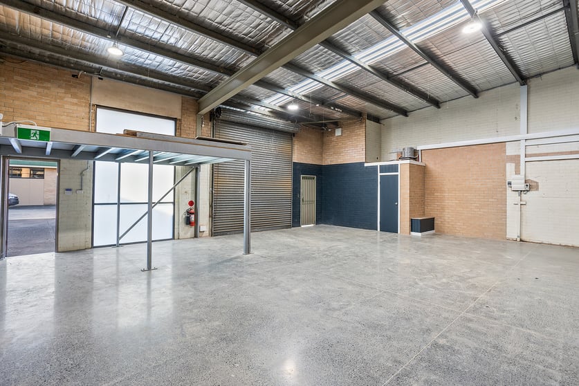Click to view all images 4/6-8 Ralph Black Drive North Wollongong NSW 2500 - Image 3