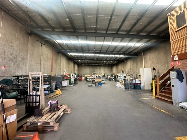 Click to view all images 28A Dennis Street Campbellfield VIC 3061 - Image 3