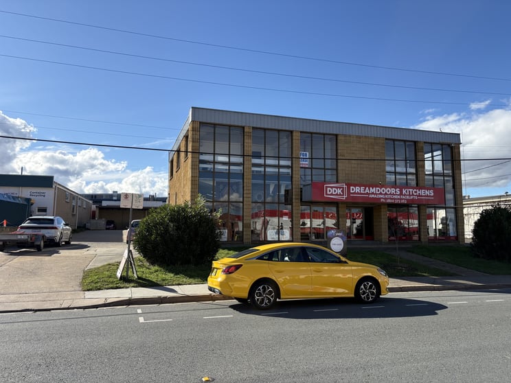 Click to view all images 18 Barrier Street Fyshwick ACT 2609 - Image 1