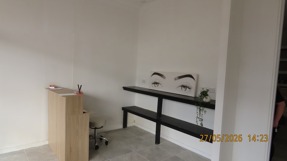 Click to view all images Shop 3/330 West Street Umina Beach NSW 2257 - Image 3