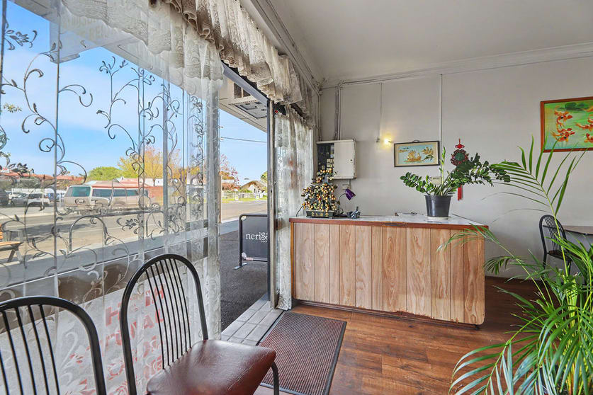 Click to view all images shop 2/523 George Street South Windsor NSW 2756 - Image 2