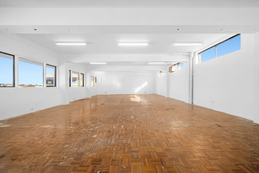 Click to view all images 2/543 Pittwater Road Brookvale NSW 2100 - Image 3