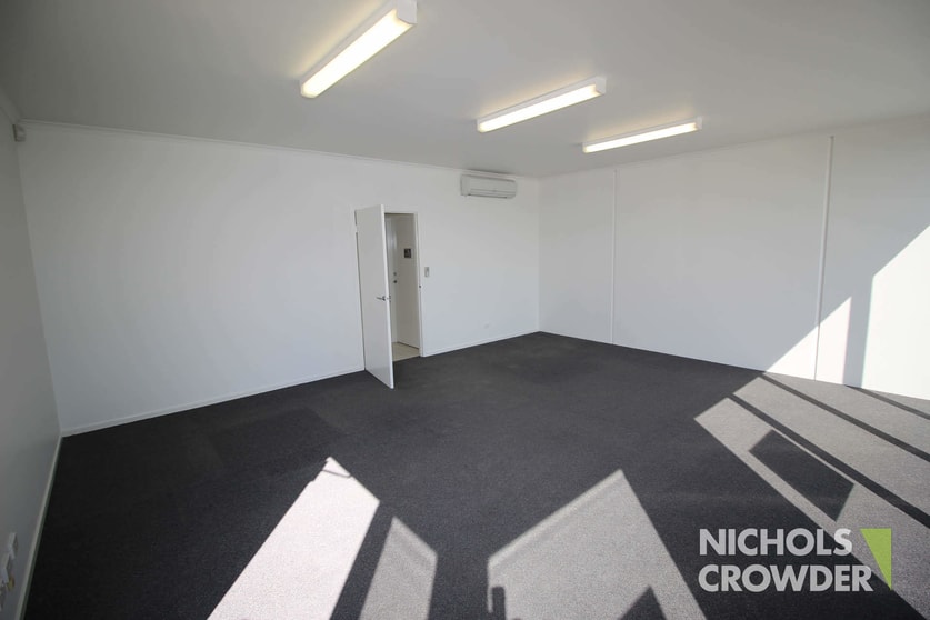 Click to view all images 19/32 Silkwood Rise Carrum Downs VIC 3201 - Image 3