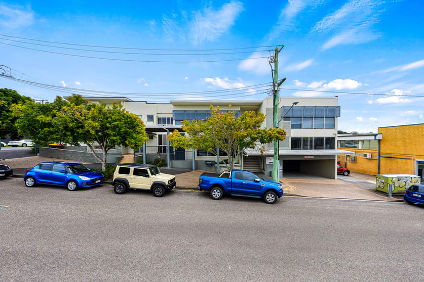 Click to view all images 36 Tenby Street Mount Gravatt QLD 4122 - Image 1
