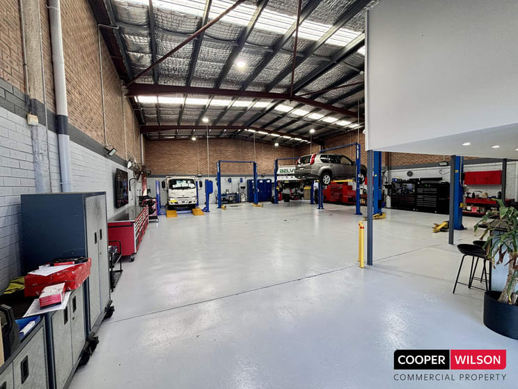 7/30 Endeavour Road Caringbah NSW 2229 - Image 2