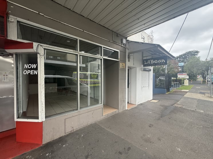 Click to view all images 3A/344 Mann Street Gosford NSW 2250 - Image 2