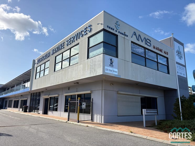 Click to view all images 1/220 Star Street Welshpool WA 6106 - Image 1