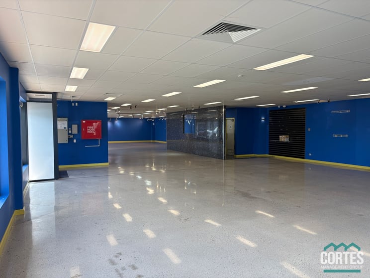 Click to view all images 1/220 Star Street Welshpool WA 6106 - Image 2