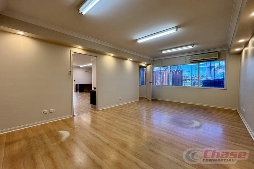 Click to view all images 640 Boundary Road Richlands QLD 4077 - Image 3