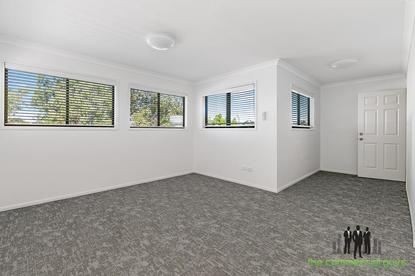 Click to view all images 2/45 Duffield Rd Margate QLD 4019 - Image 2