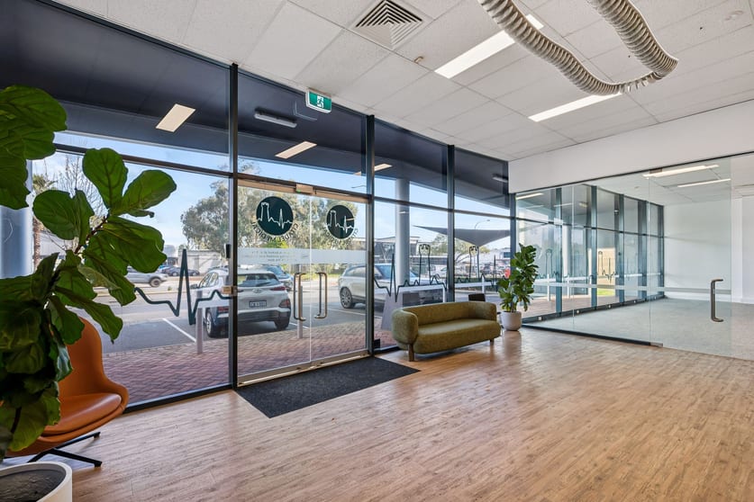 Click to view all images 59 Belmont Avenue Belmont WA 6104 - Image 2