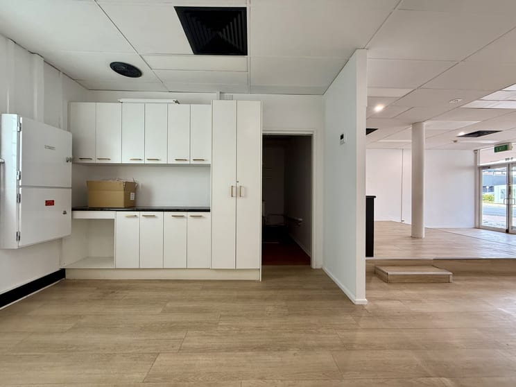 Click to view all images Unit 1/38 Woolley Street Dickson ACT 2602 - Image 3