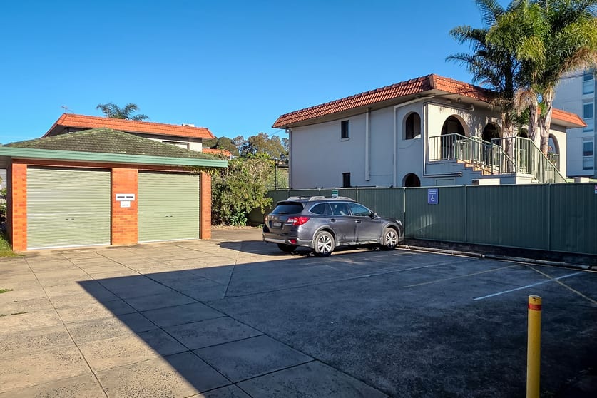 Click to view all images 56 BEACH ROAD Batemans Bay NSW 2536 - Image 3