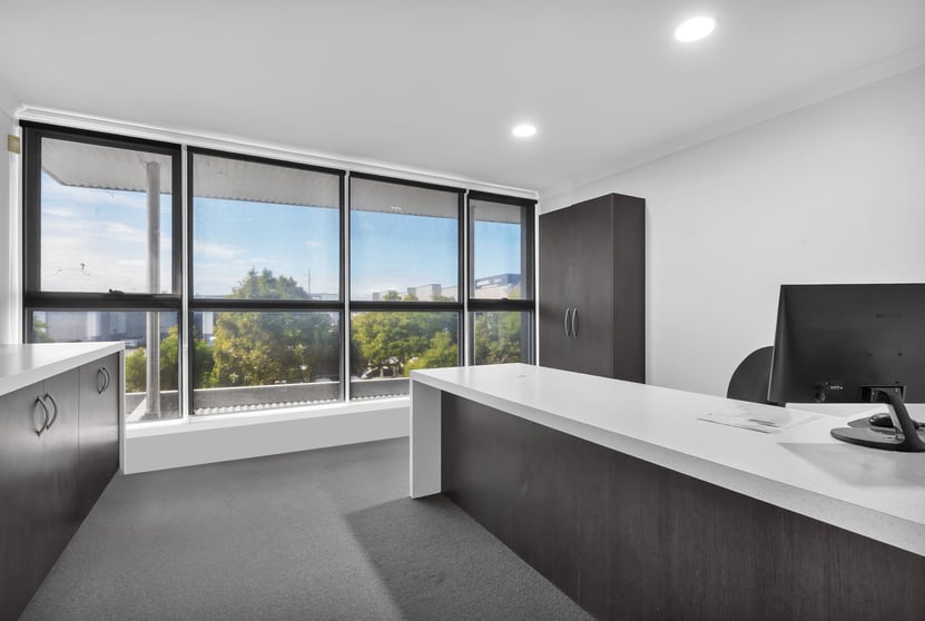 Click to view all images 1/15 Premier Circuit Warana QLD 4575 - Image 3