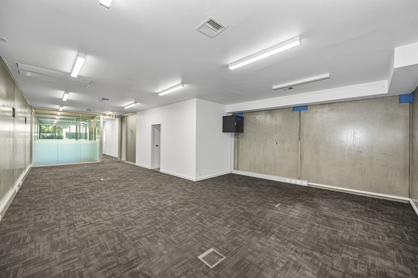 Click to view all images Whole Building/182 Buckhurst Street South Melbourne VIC 3205 - Image 2
