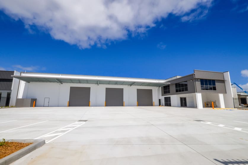 Click to view all images 10 Barr Road Caboolture QLD 4510 - Image 2