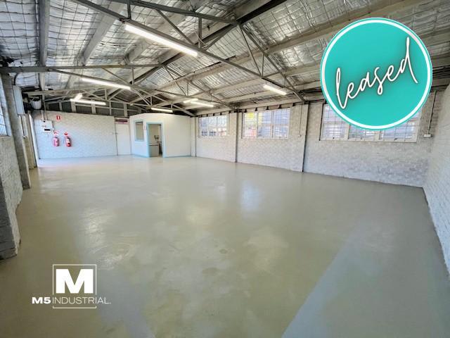 Click to view all images 2/21 Stanley Street Peakhurst NSW 2210 - Image 2