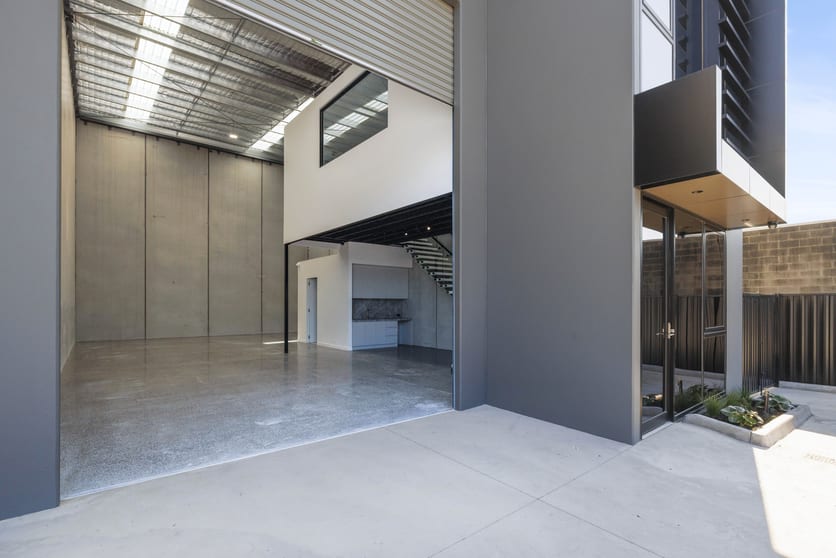 Click to view all images 6/6 Dalkeith Drive Dromana VIC 3936 - Image 3