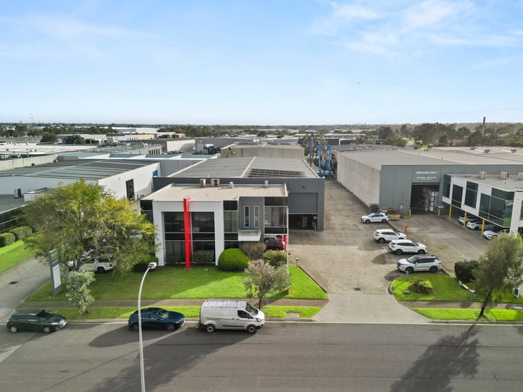 Click to view all images 9-11 Endeavour Way Braeside VIC 3195 - Image 1
