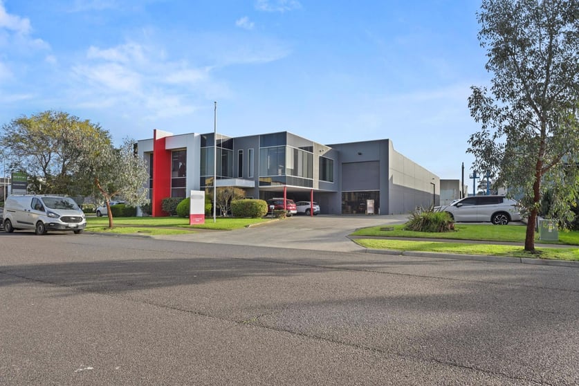 Click to view all images 9-11 Endeavour Way Braeside VIC 3195 - Image 2