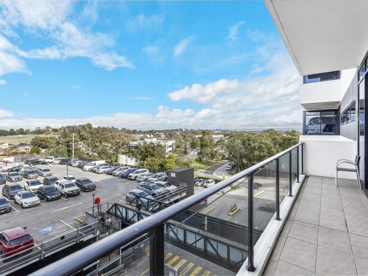 Click to view all images 3.17/2-8 Brookhollow Avenue Norwest NSW 2153 - Image 3