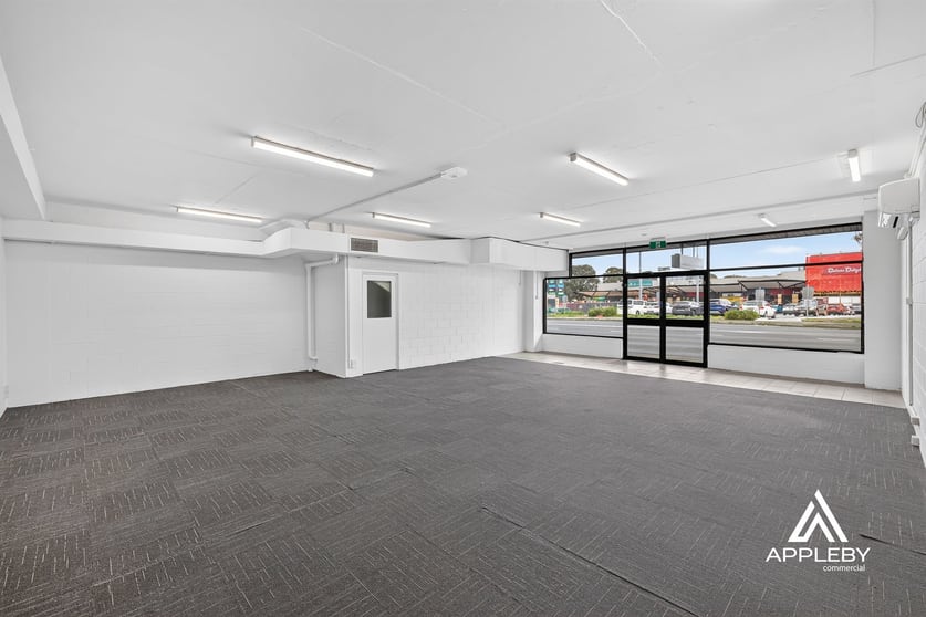 Click to view all images 1/216 Dorset Road Boronia VIC 3155 - Image 2