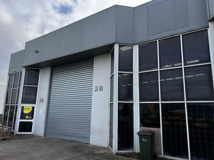Click to view all images Unit 30, 7-9 Dunstans Court Thomastown VIC 3074 - Image 1