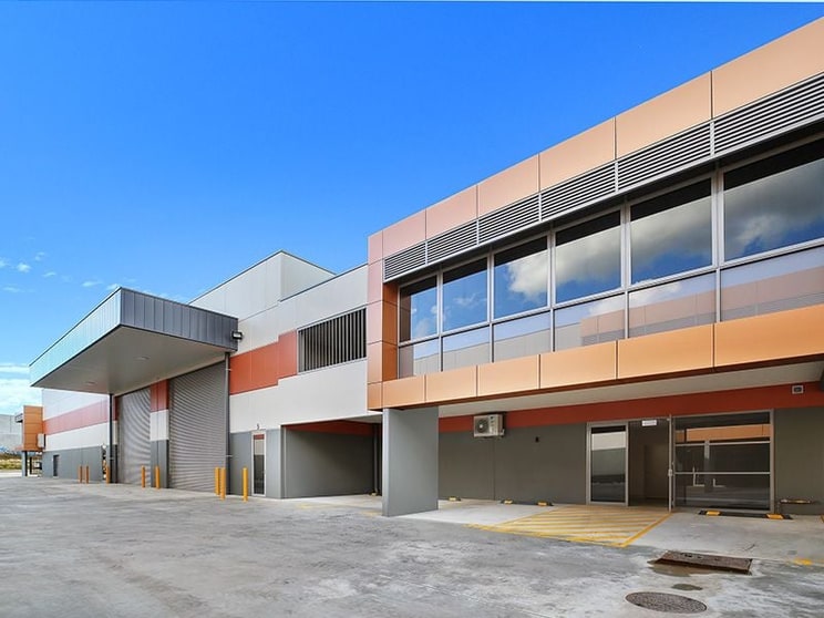 Click to view all images 17 Brumby Street Seven Hills NSW 2147 - Image 2