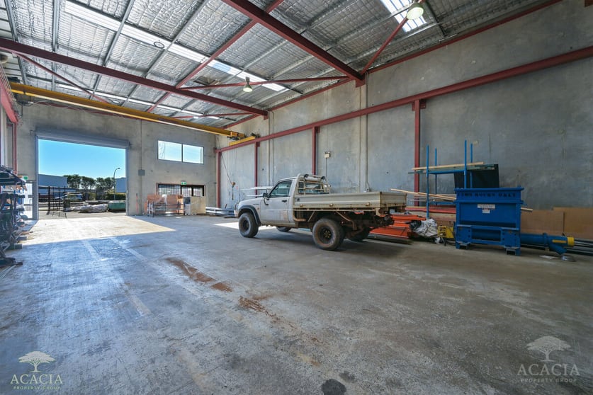 Click to view all images 4/6 Biscayne Way Jandakot WA 6164 - Image 3