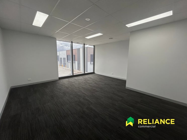 34/45 Bonview Circuit Truganina VIC 3029 - Image 3