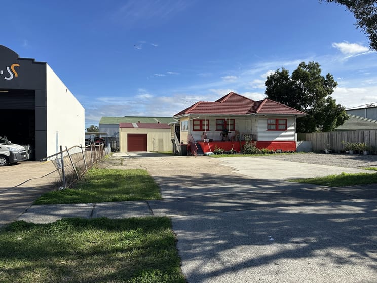 Click to view all images 14 Rosedale Street Coopers Plains QLD 4108 - Image 1