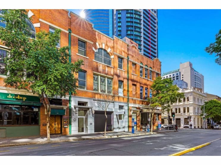Click to view all images 2/97 Edward Street Brisbane City QLD 4000 - Image 1