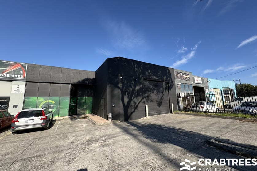 Click to view all images 122a Fairbank Road Clayton South VIC 3169 - Image 1