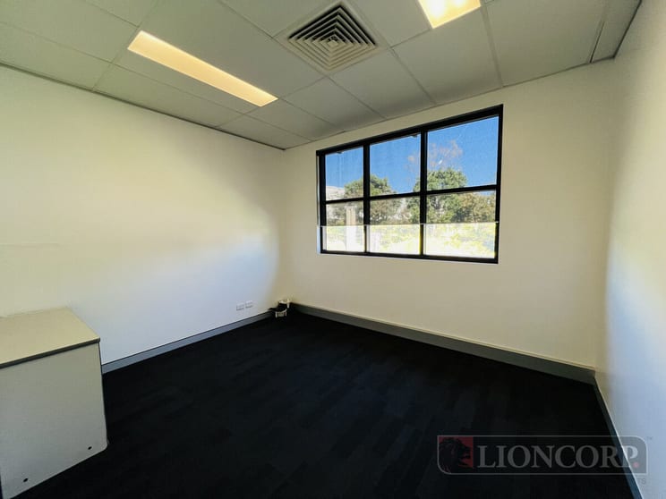 Click to view all images Darra QLD 4076 - Image 3