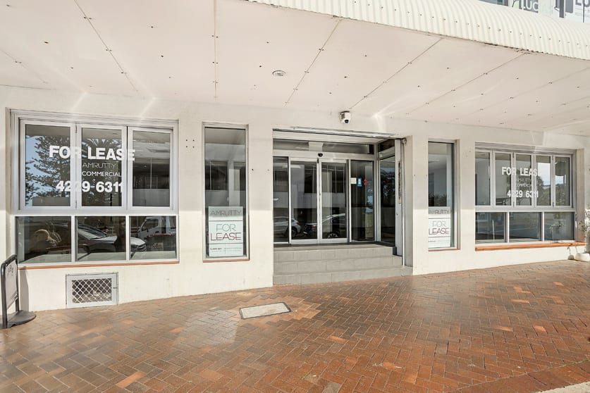 Click to view all images 4, 4a, 5 & 5a/16 Cliff Road North Wollongong NSW 2500 - Image 2