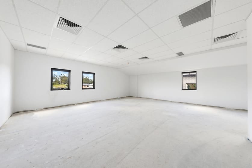 Click to view all images Suite 4, Level 1/101 Browns Road Austral NSW 2179 - Image 3