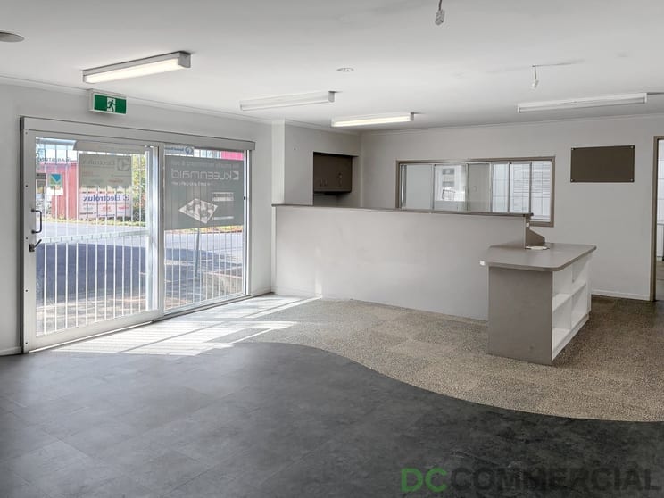 Click to view all images 6 Taylor Street Toowoomba City QLD 4350 - Image 3