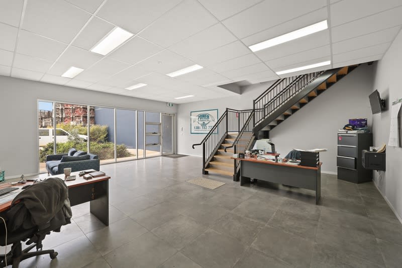 80 Drake Boulevard Altona VIC 3018 - Image 2