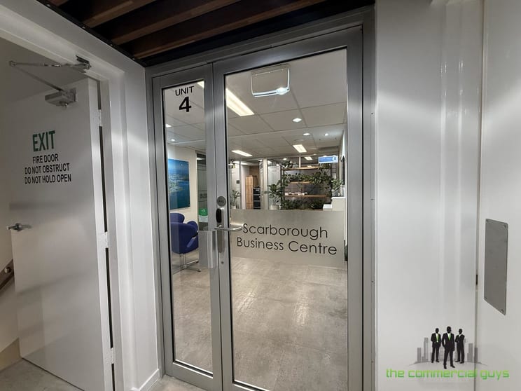 Click to view all images Serviced Offices, 4/91 Landsborough Ave Scarborough QLD 4020 - Image 3