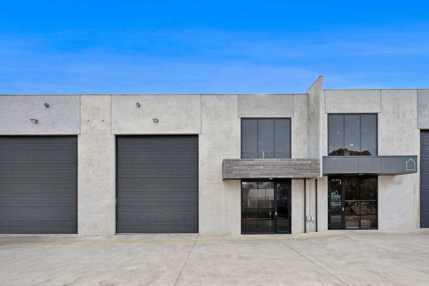 Click to view all images 3/25 Smithton Grove Ocean Grove VIC 3226 - Image 1
