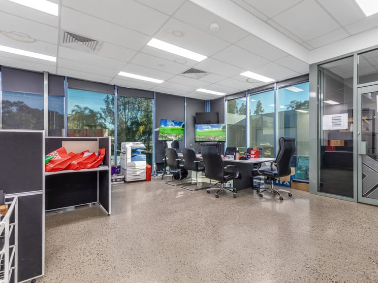 Click to view all images Part 13/1 Cowpasture Place Wetherill Park NSW 2164 - Image 2