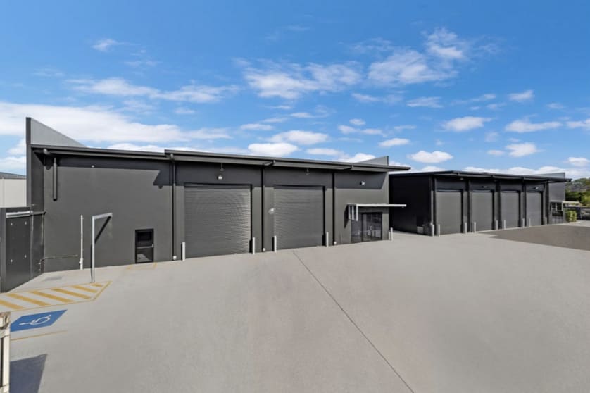 Unit C/571 Woolcock Street Mount Louisa QLD 4814 - Image 2