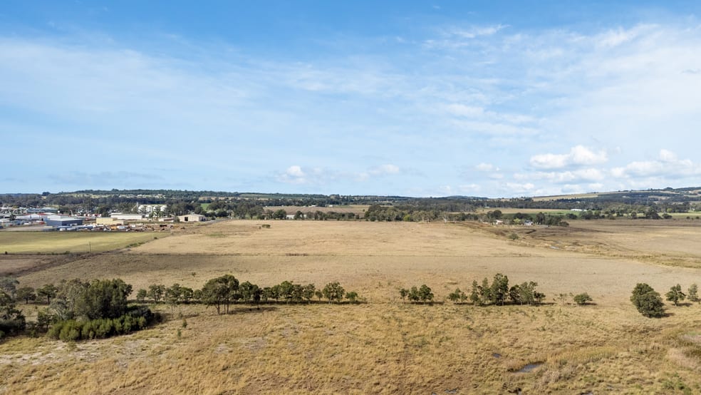 Click to view all images 1 Saleyards Road Kingaroy QLD 4610 - Image 1