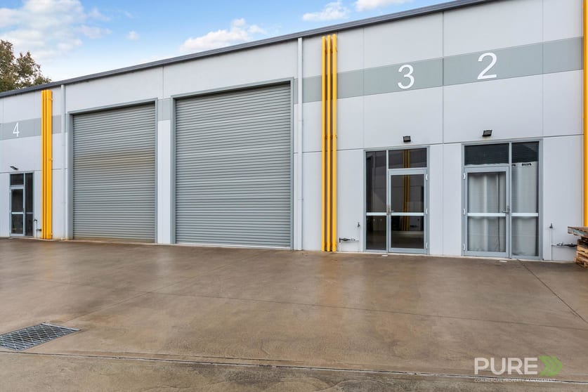 Click to view all images 33 Shearwater Drive Taylors Beach NSW 2316 - Image 2